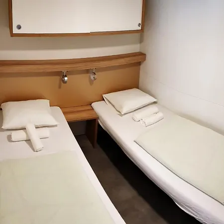 キャンプ場 Oaza Mira Mobile - Camp Basko Polje #bestoffer